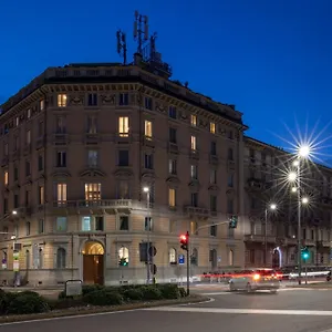 Daplace - Corso Monforte , Milão Itália