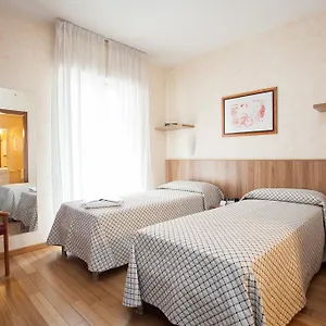 *** Aparthotel Desenzano Italy