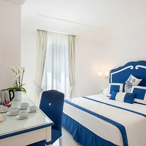 Viviani 2*, Amalfi Itália